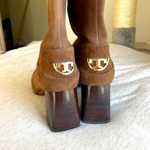 BRAND NEW Tory Burch block heel knee high boots 8 US